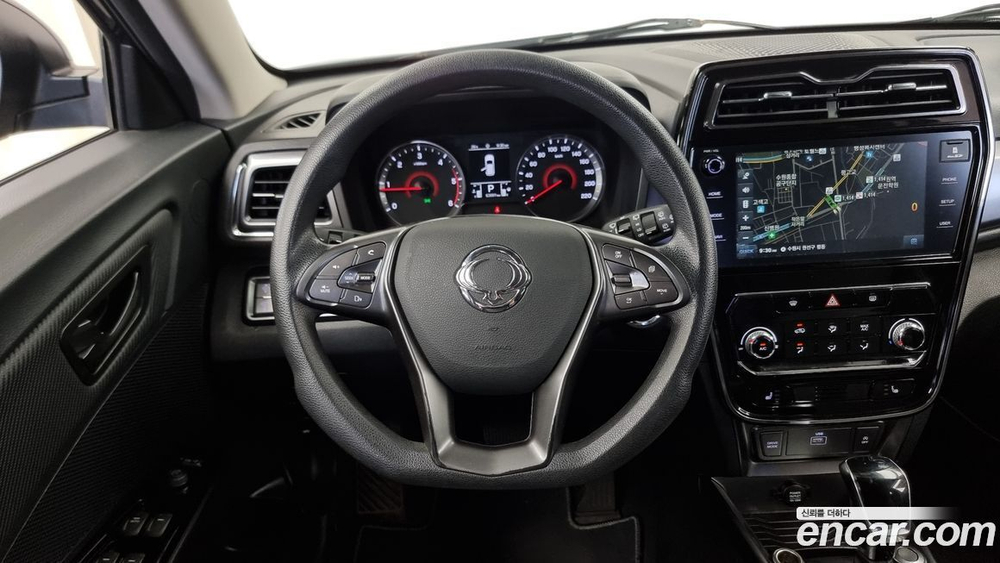 KG Mobility (Ssangyong) Very New Tivoli Дизель 1.6 2WD (12.2019)