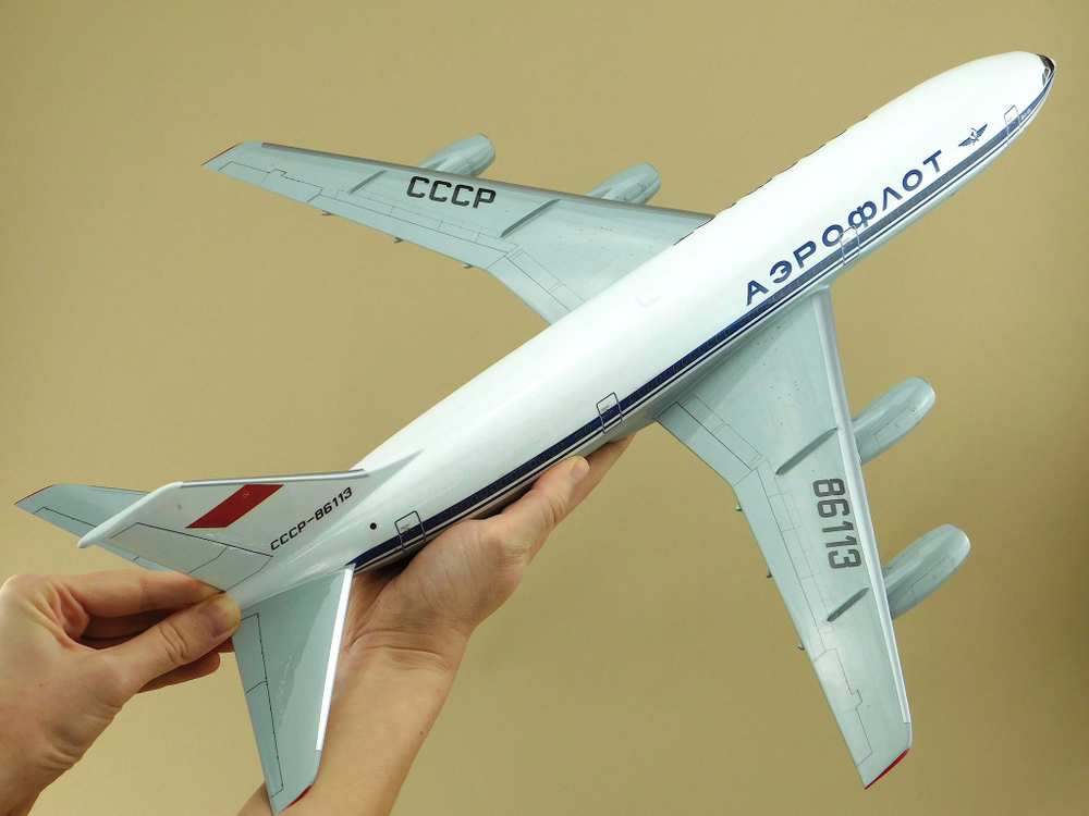 Модель самолета Ил-86 (М1:100, Аэрофлот СССР-86113)