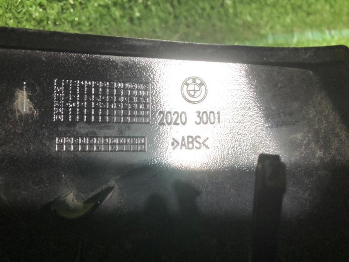 Крышка зеркала левая BMW 3er F30 (2011-2020)