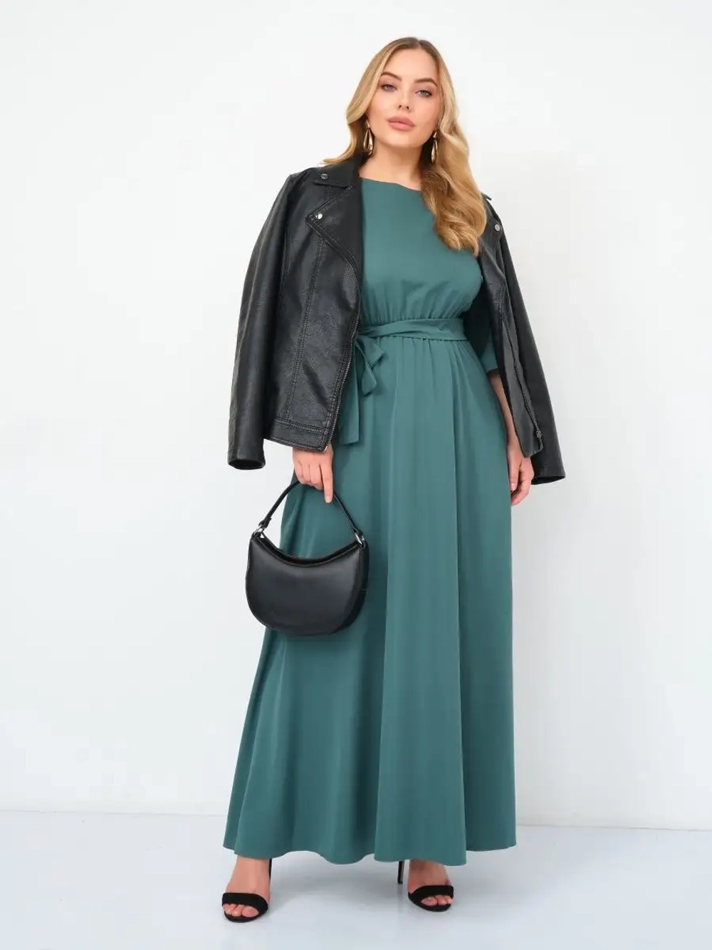 Платье на резинке с поясом