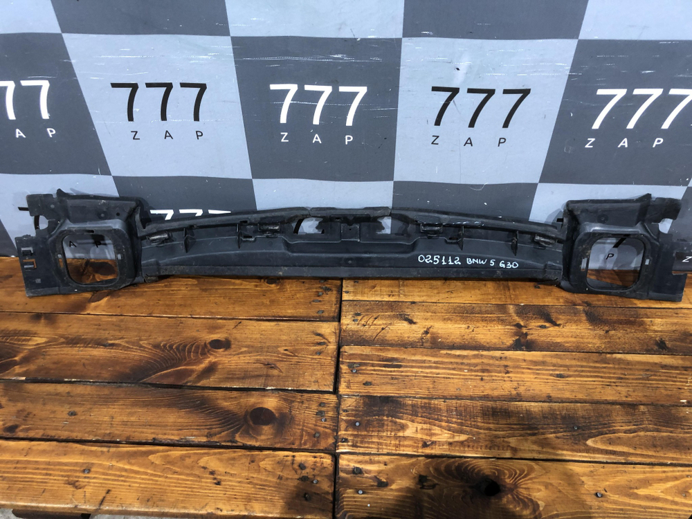 Воздуховод радиатора верхний BMW 5 (G30) 16-22 Б/У Оригинал 51747383845