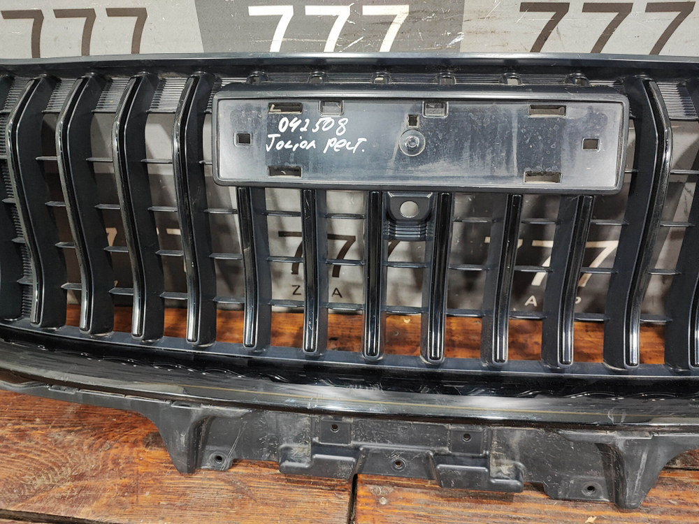 Решетка радиатора Haval Jolion 24-нв Б/У Оригинал 5509135XST13A