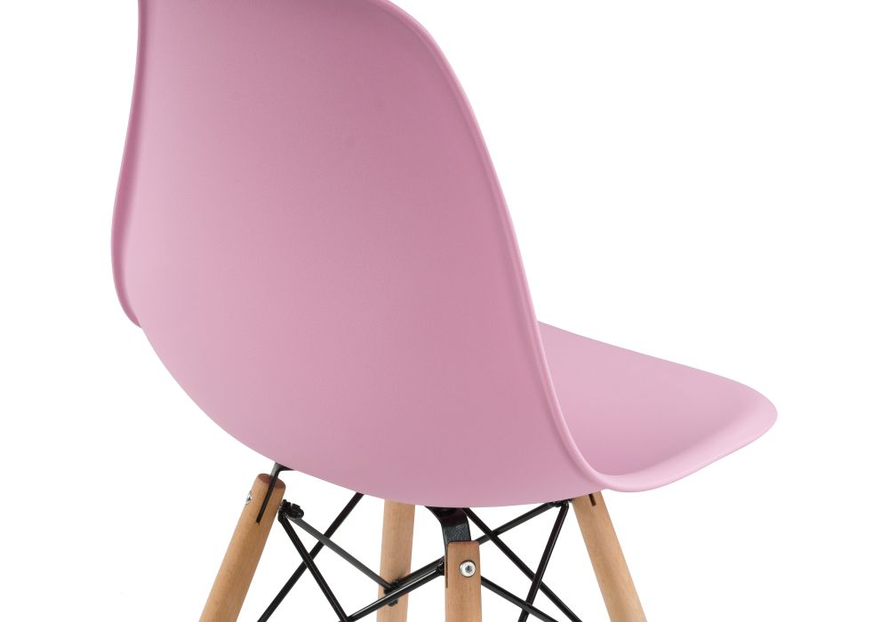 Пластиковый стул Eames PC-015 light pink