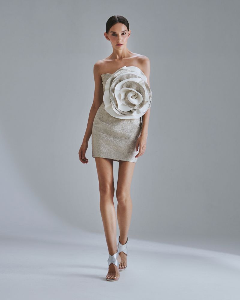 Короткое коллекционное платье с розой