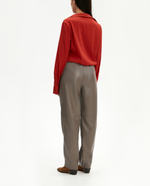 Брюки на резинке из экокожи