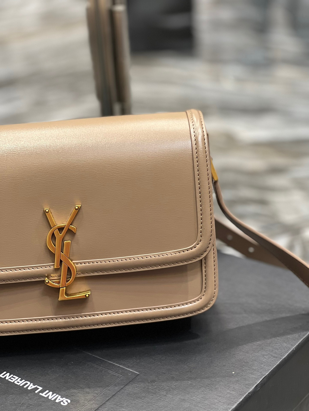 Saint Laurent Solferino 23 cm