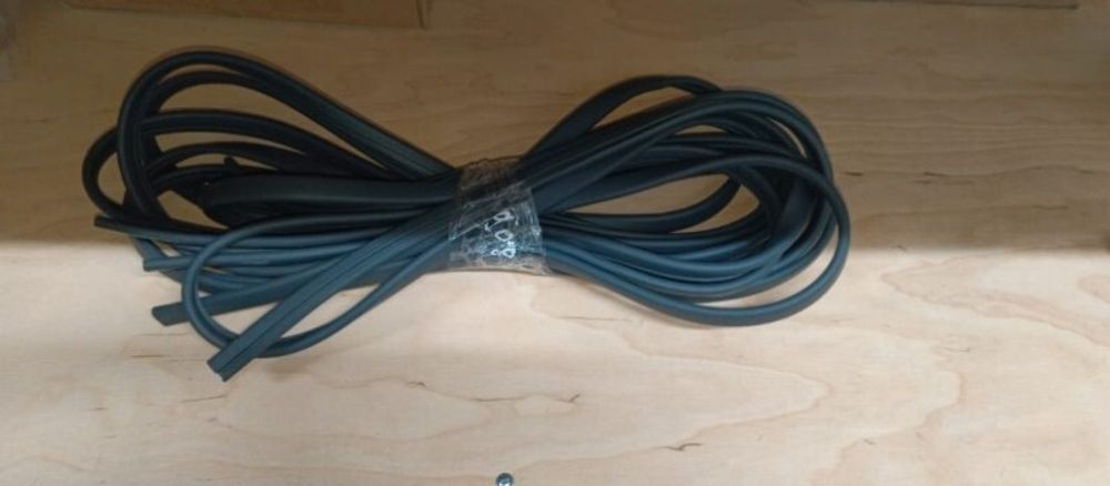 Молдинг на крышу /Г-2705/ (3 шт) (Н.Новгород)