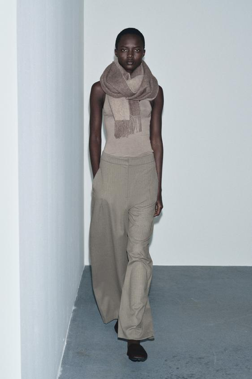 ZARA БРЮКИ-БАЛЛОНЫ В ЕЛОЧКУ ZW COLLECTION, БЕЖЕВЫЙ МЕЛАНЖ