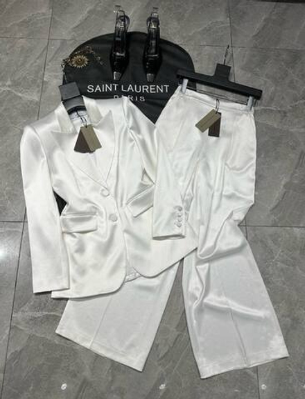 Костюм Yves Saint Laurent