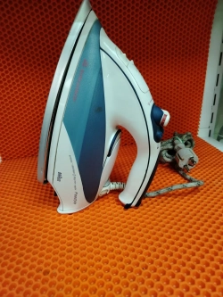 Утюг Braun SI6595