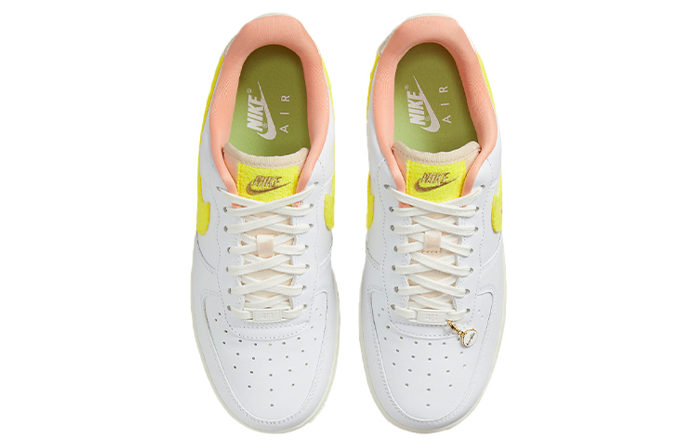 Кроссовки Nike Air Force 1 Low "Mama" (Женская размерная сетка)