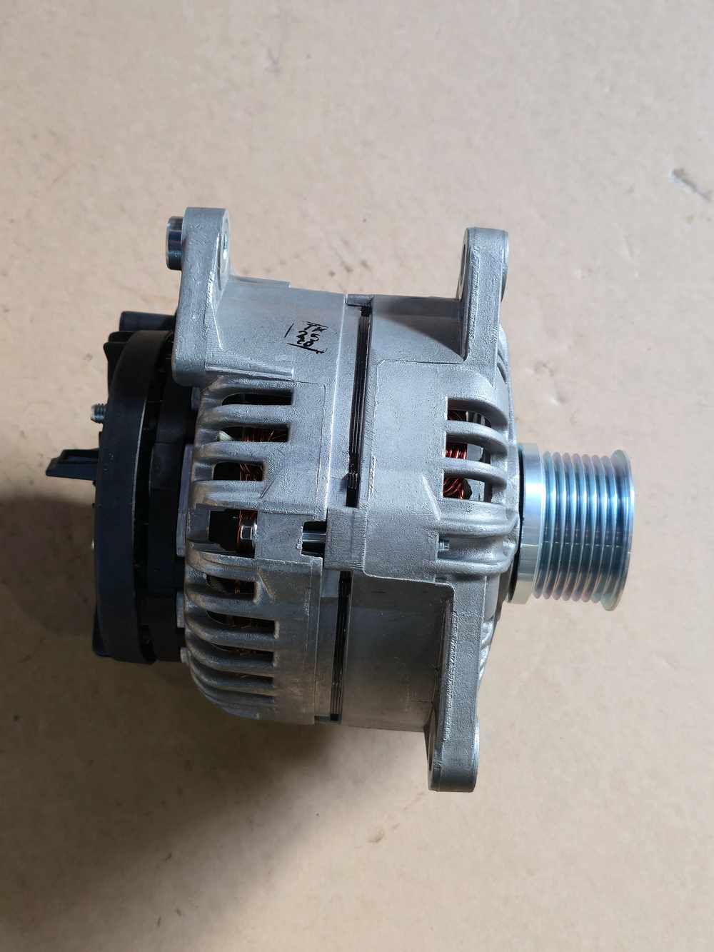 Генератор КАМАЗ дв.CUMMINS ISLe-400 ЕВРО-4 28В 110А БАТЭ