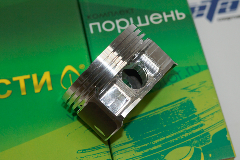 Поршни СТИ VolksWagen 1,6MPI CWVA, CWVB под кольца 1,2/1,5/2,5мм