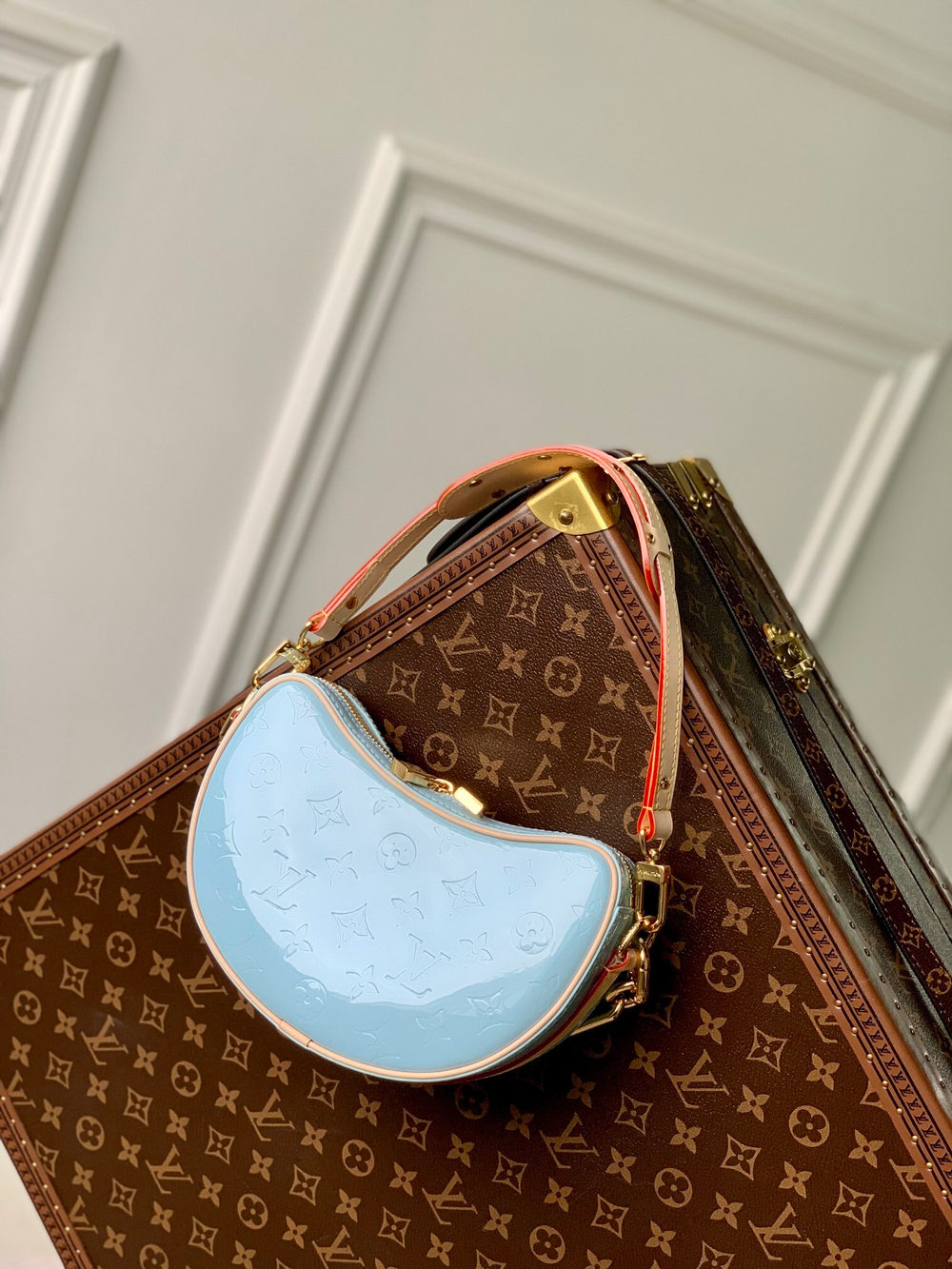 Louis Vuitton Croissant PM Bag