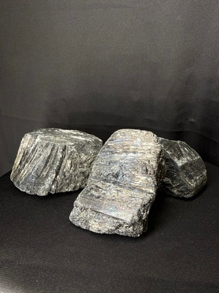 Шерл (необработанный)