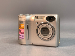 Nikon Coolpix 5600