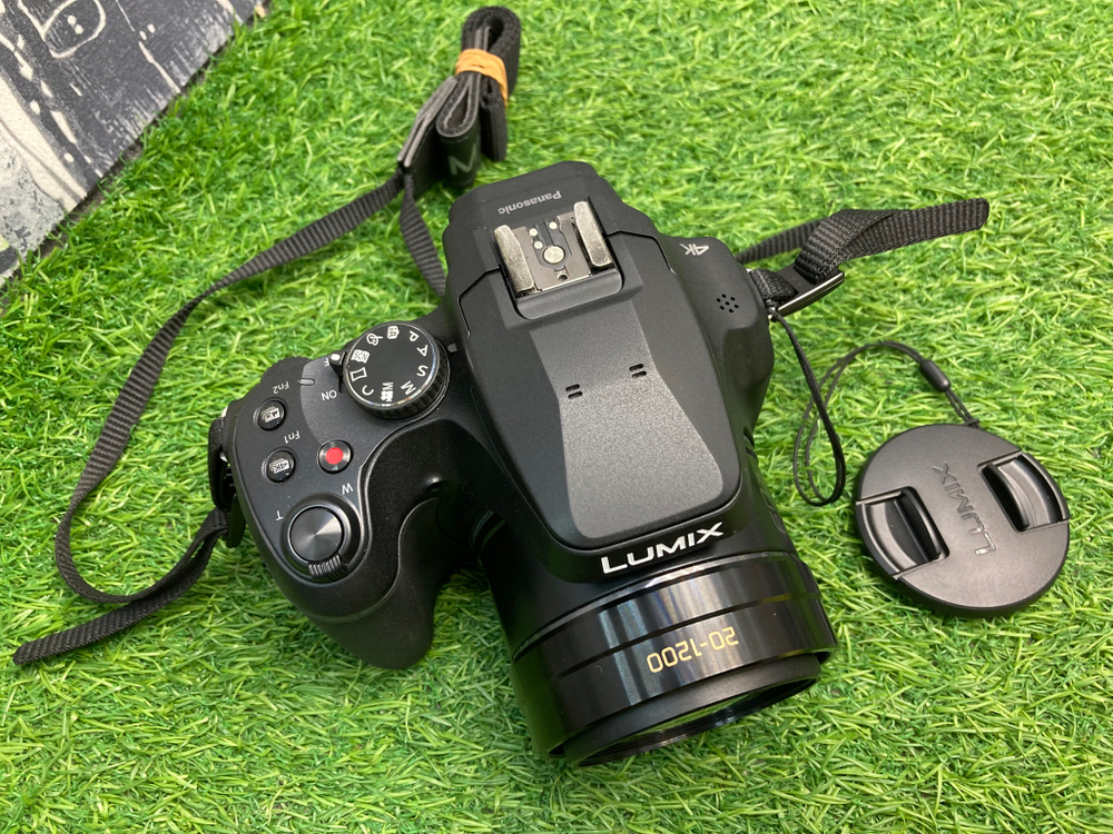 Panasonic Lumix DC-FZ80