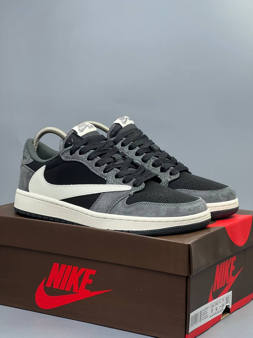Кроссовки Nike Travis #317 (черн.)