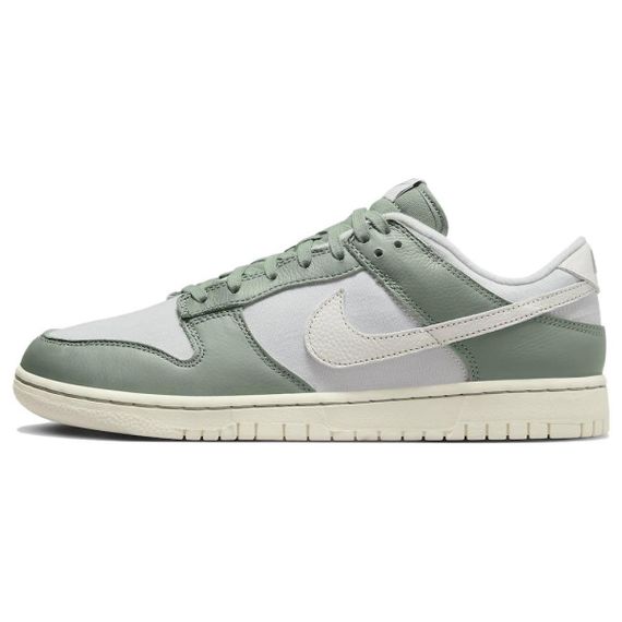 Nike Dunk Low &quot;Mica Green&quot;