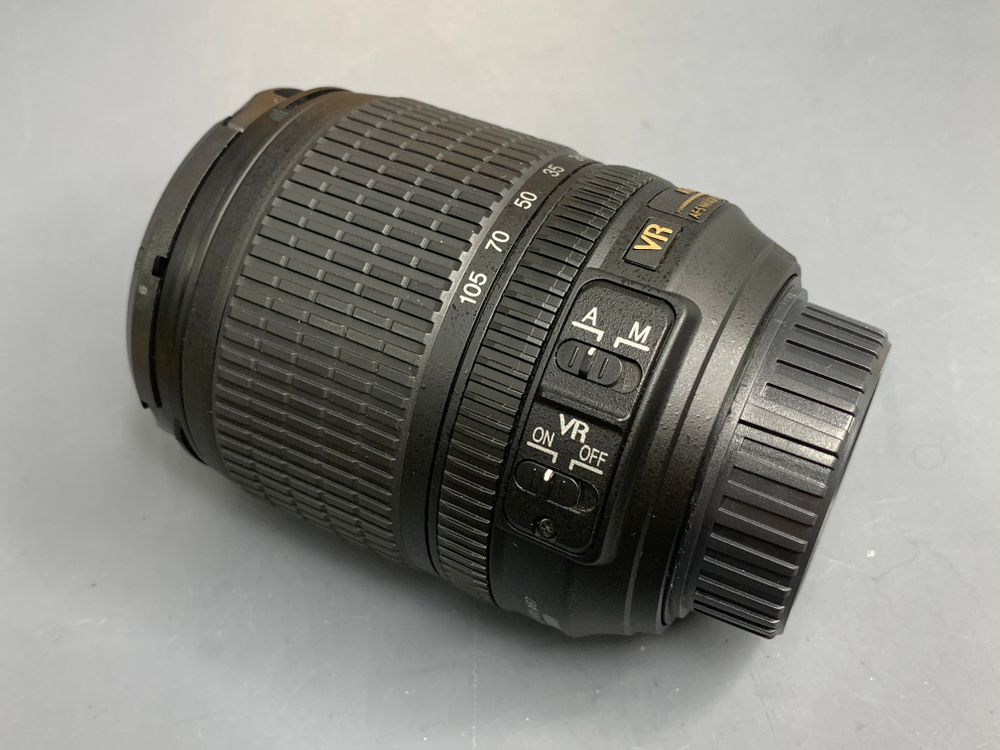 Nikon 18-105mm 3.5-5.6G AF-S ED DX VR Nikkor
