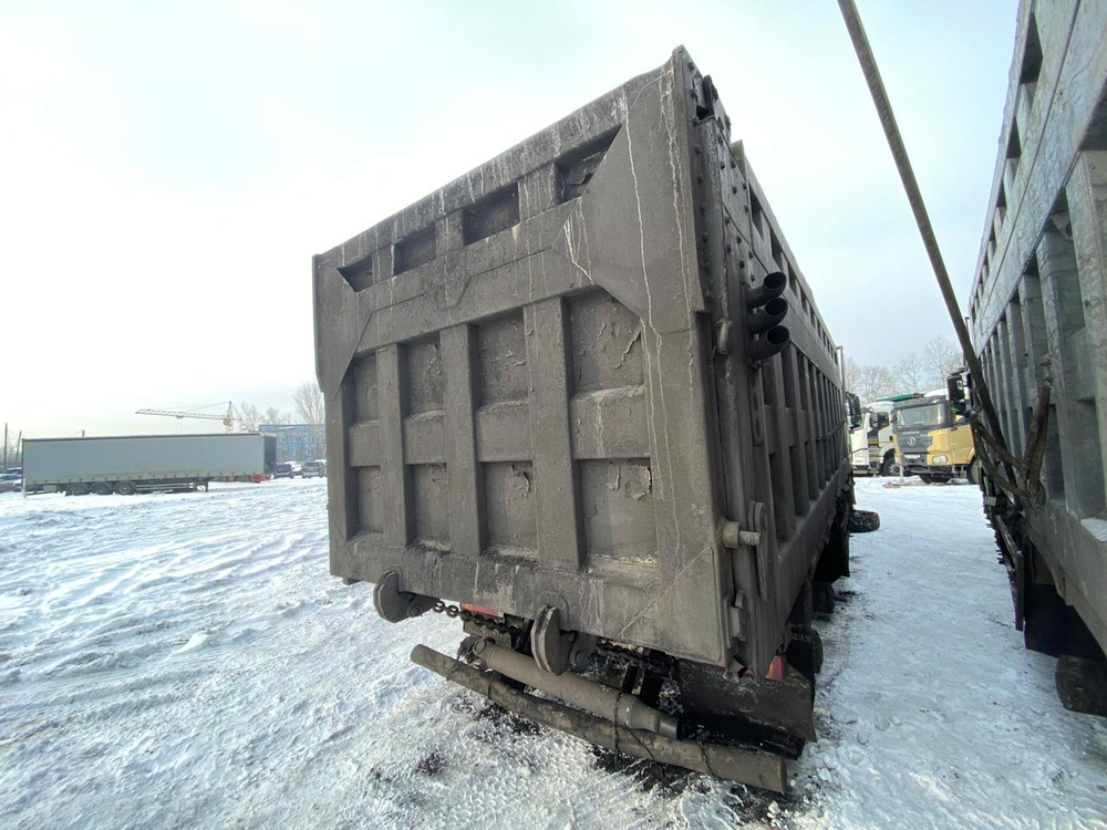 Shacman (Shaanxi) SX* 8x4 Самосвал SX33186T366 (Дизельный, 11,6 л, 369 л.с., МТ)
