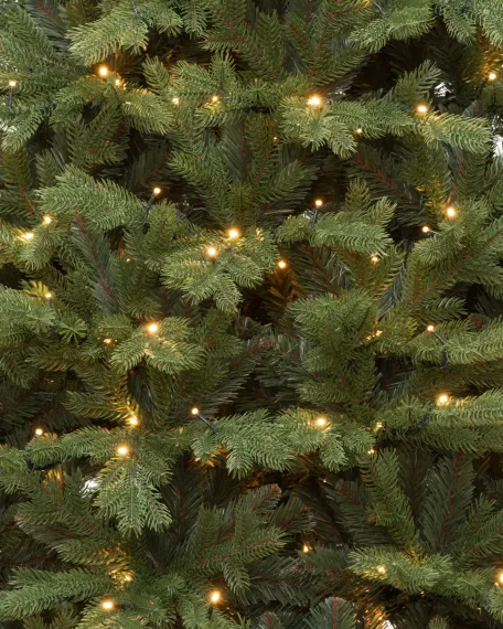 Искусственная елка Графская Премиум 240 см., 781 теплых белых LED ламп, Литая хвоя+ПВХ, ЕлкиТорг (137240)