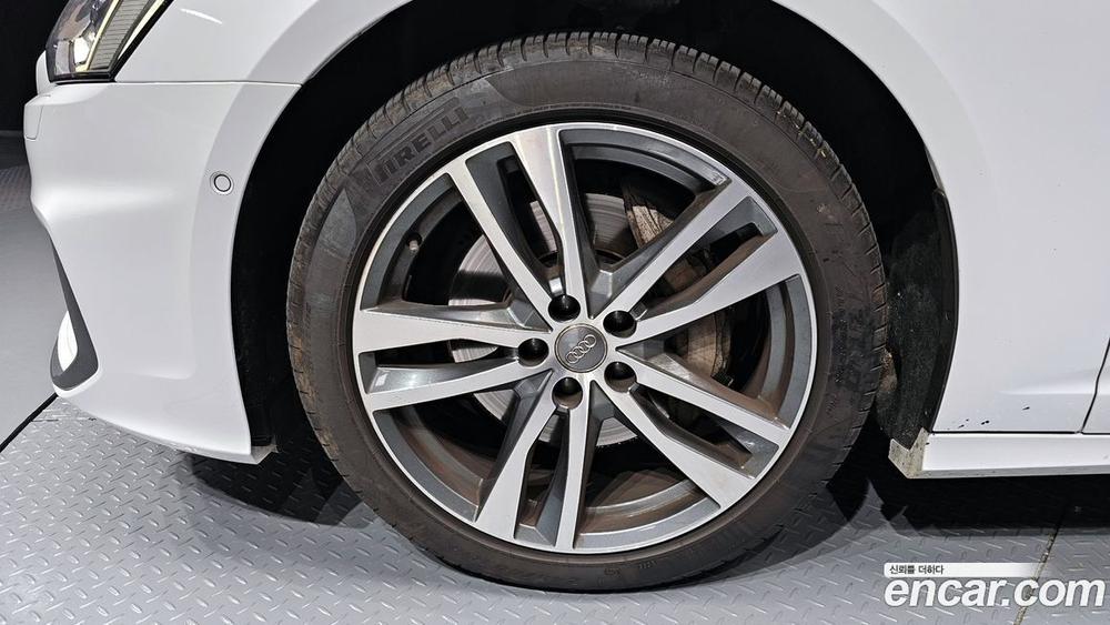 Audi A6 (C8) 45 TDI Quattro Premium (10.2020)