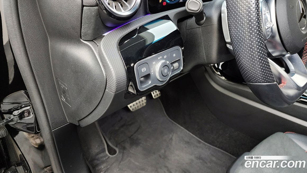 Mercedes-Benz A-Class W177 A250 4MATIC Sedan (04.2022)