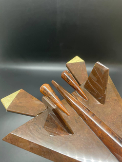 Истребитель из обсидиана в подарочной коробке