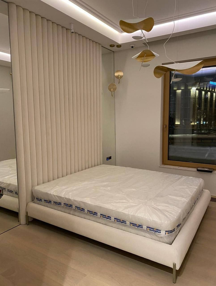 Двуспальная кровать «Вертикаль»