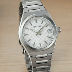 Seiko SUR573