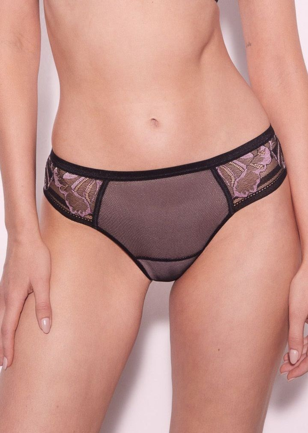 Трусики-бразилиана Glossy Iris с эффектом мерцания (Размер: 40) (Цвет: черный с розовым)
