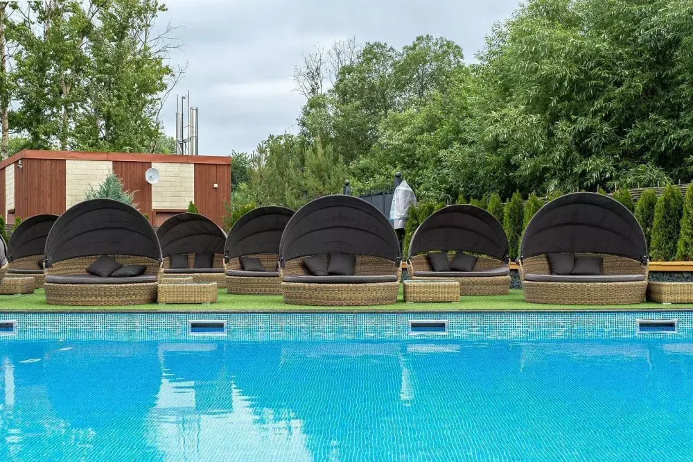 "Стильяно" плетеная кровать круглая, цвет соломенный