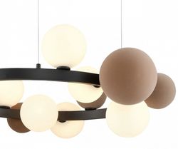 Подвесная люстра Wertmark Berta WE237.15.003