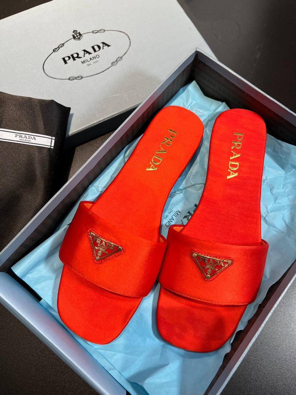 Шлепанцы Prada