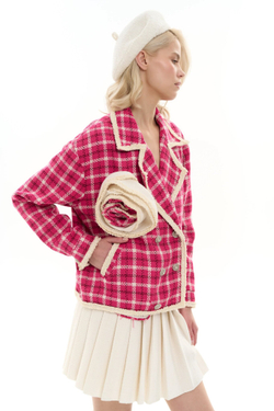 Жакет-бомбер розовый