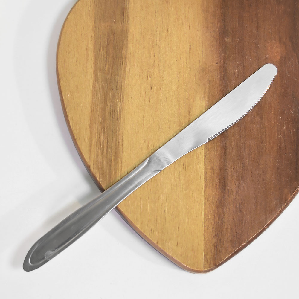 Нож столовый "Вираж" М-14