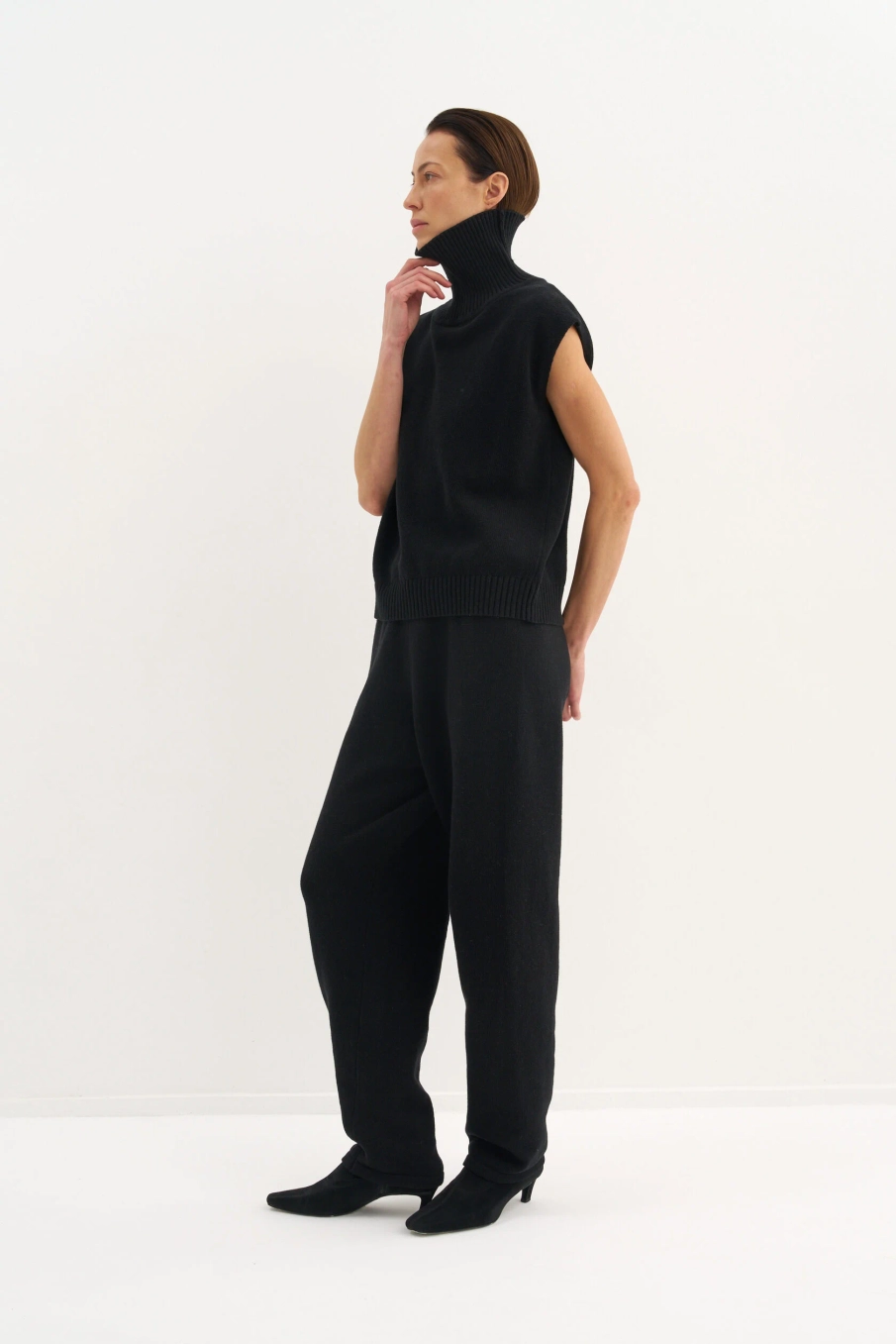 Топ с горлом ОТО