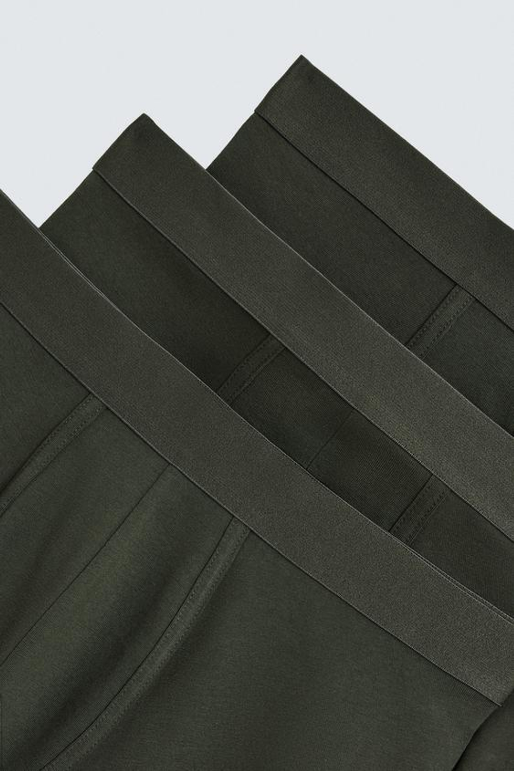 ZARA НАБОР ИЗ ТРЕХ БАЗОВЫХ ТРУСОВ-БОКСЕРОВ, ХАКИ