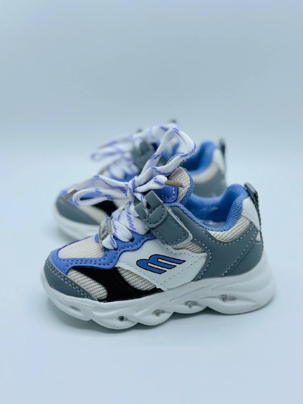 Детские светящиеся кроссовки Balenciaga