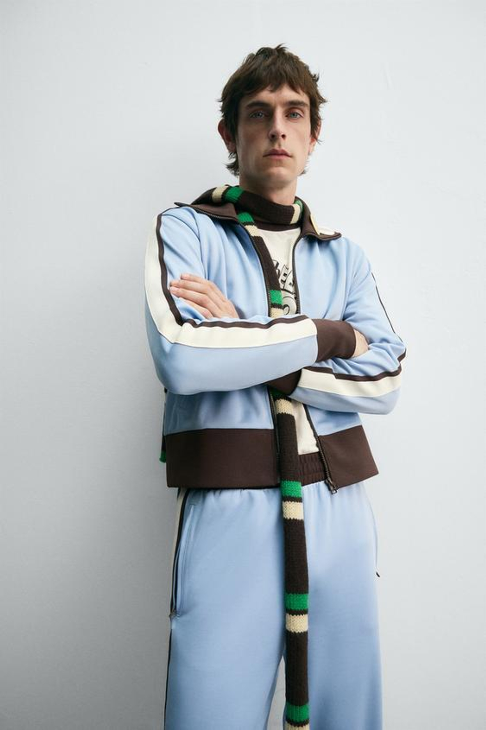 ZARA HARRY LAMBERT X DISNEY КУРТКА-ДЖОГГЕР КОНТРАСТНАЯ, НЕБЕСНО-ГОЛУБОЙ