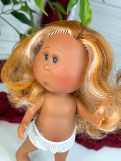 Кукла Nines виниловая 23см Little Mia Latina без одежды (3199WL11)