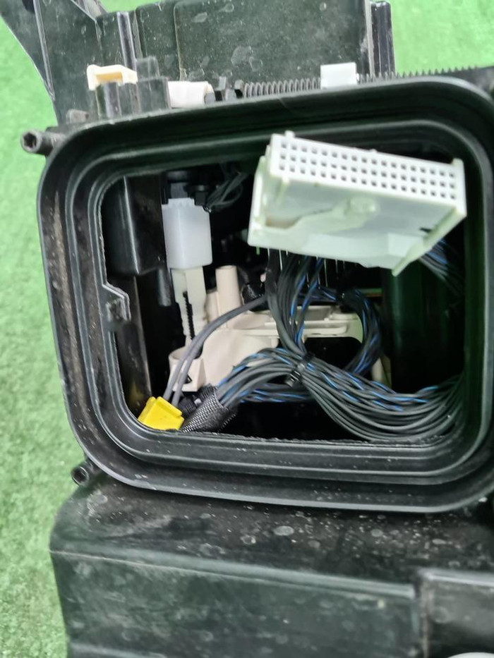 Фара правая Mercedes GLE V167 18-24 Multibeam LED