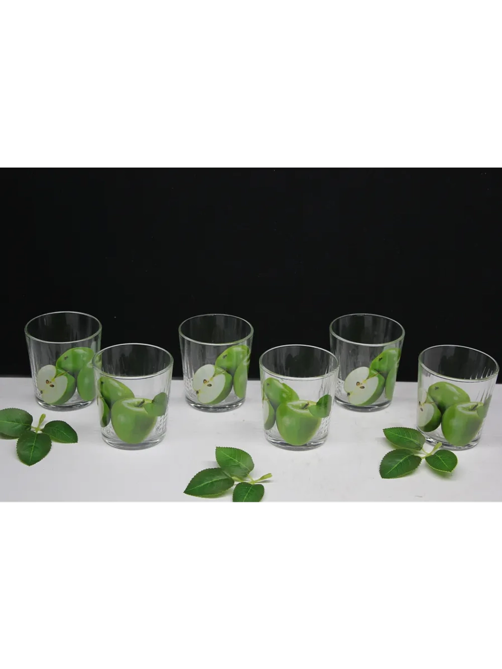 Стакан для напитков сока и воды