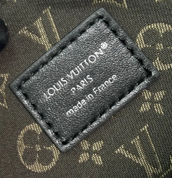 Сумка Louis Vuitton Biker, черный