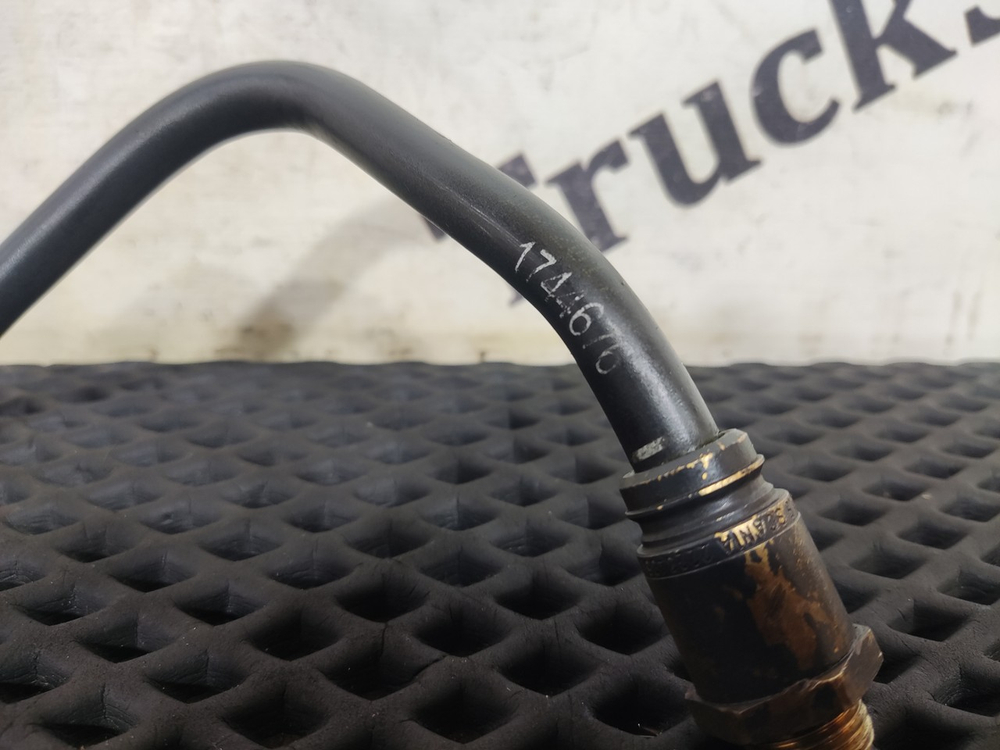 Трубка топливная