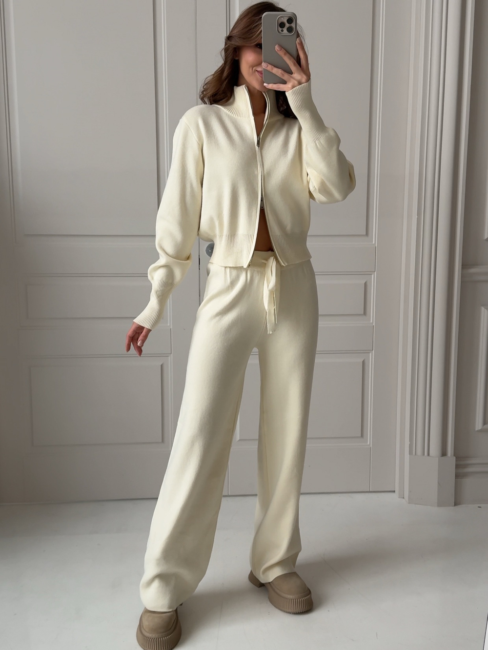 Комплект вязаный, кардиган на молнии и брюки на завязке