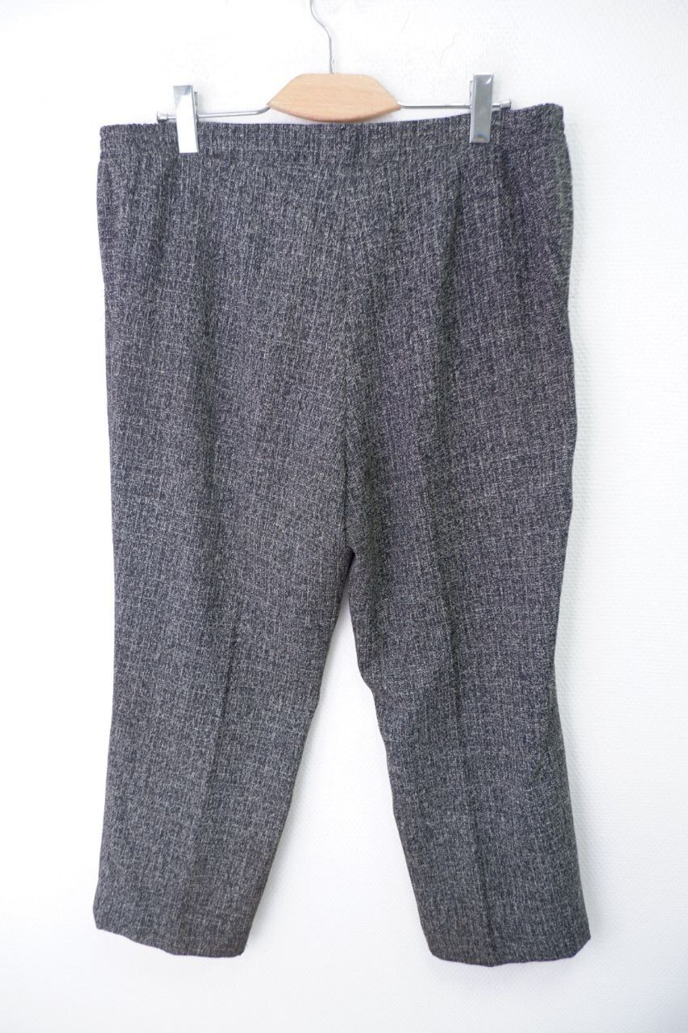 Брюки темно-серые 52 размер