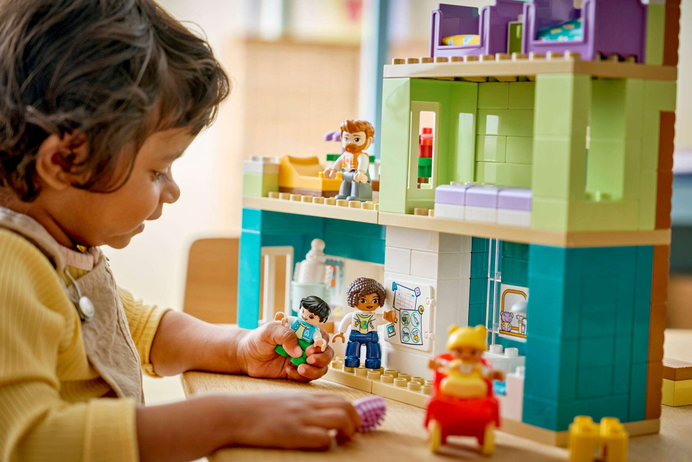 Конструктор LEGO Duplo 10470 3 in 1 Modern Family House with Figures