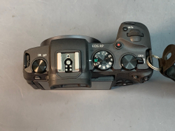 Canon EOS RP 3.200 кадров